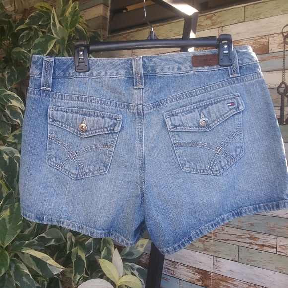 🌞 Tommy Hilfiger Denim Shorts Sz 8 - Picture 3 of 5